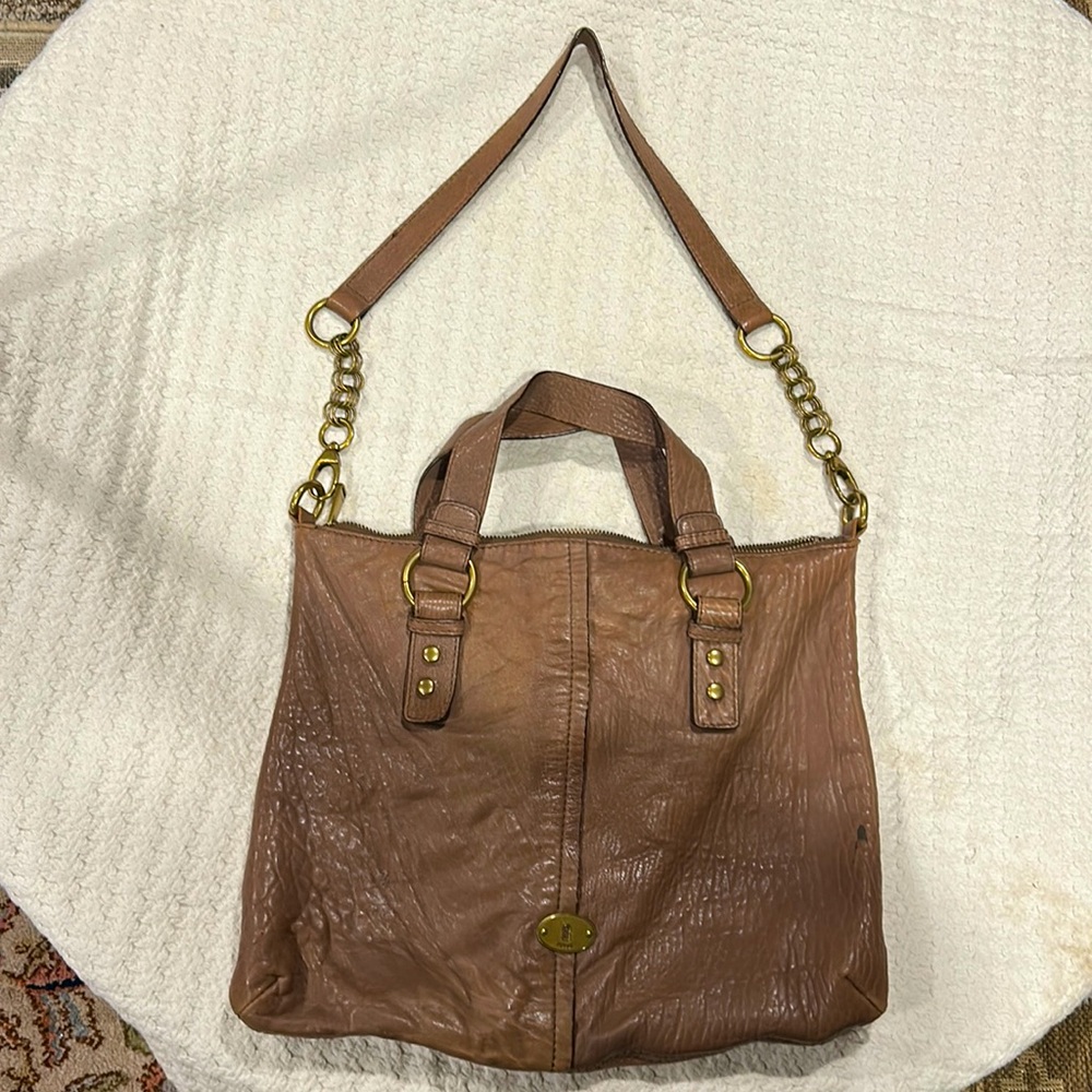 Gently used Fossil handbag. Genuine leather, very soft.